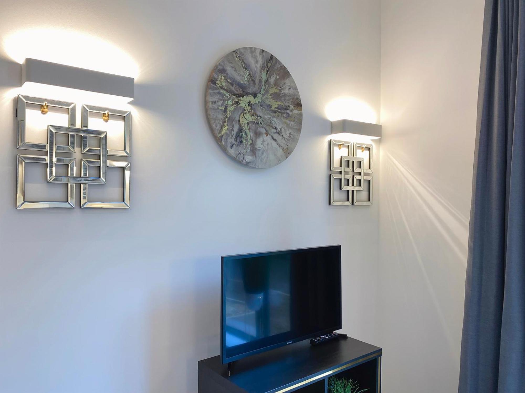Newpointe Stunning 1-Bedroom Serviced Apartment ミルトン・ケインズ 部屋 写真